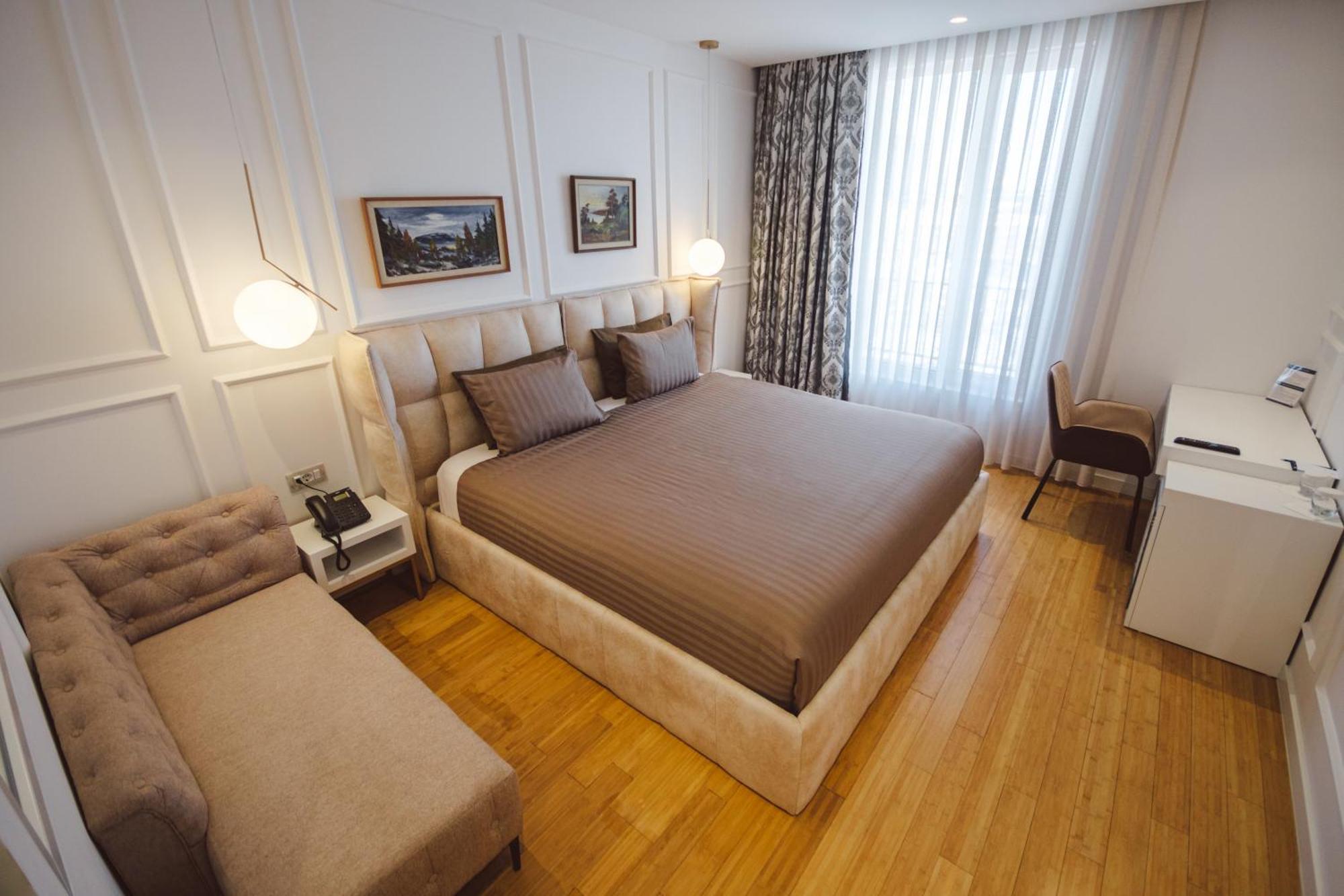 Star Hill Hotel & Spa Pristina Exterior foto